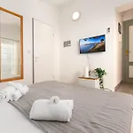 Lucija Apartment *
