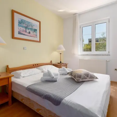 Apartment Lucija