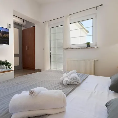 Lucija Apartment