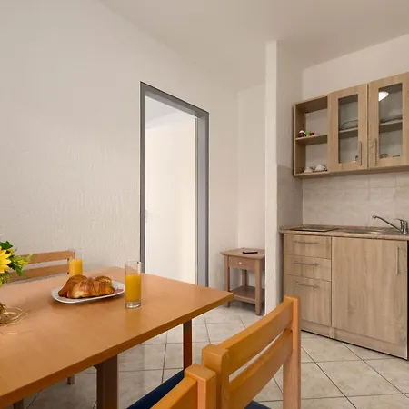 Lucija Apartment Pjescana Uvala