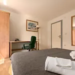 Appartement Lucija *