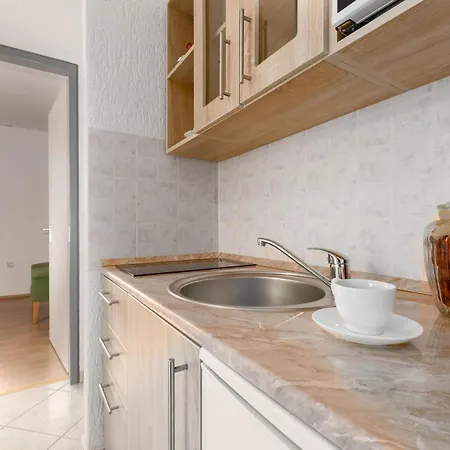 Daire Lucija Pjescana Uvala