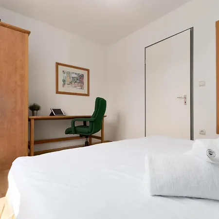 Lucija Pjescana Uvala