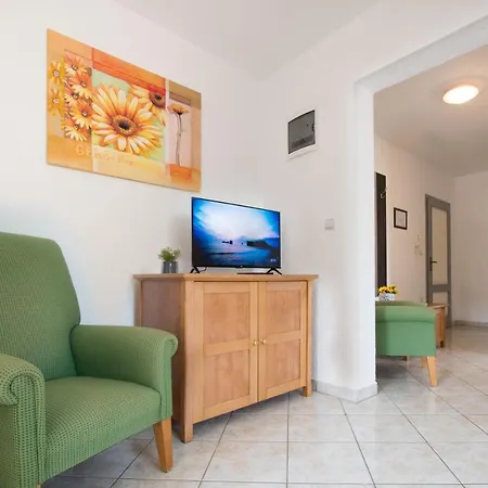 Lucija Apartament Pjescana Uvala