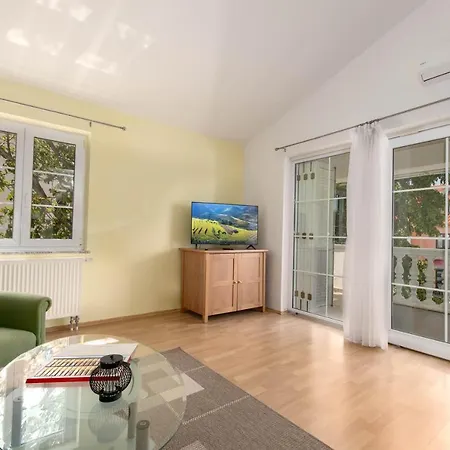 Daire Lucija Pjescana Uvala