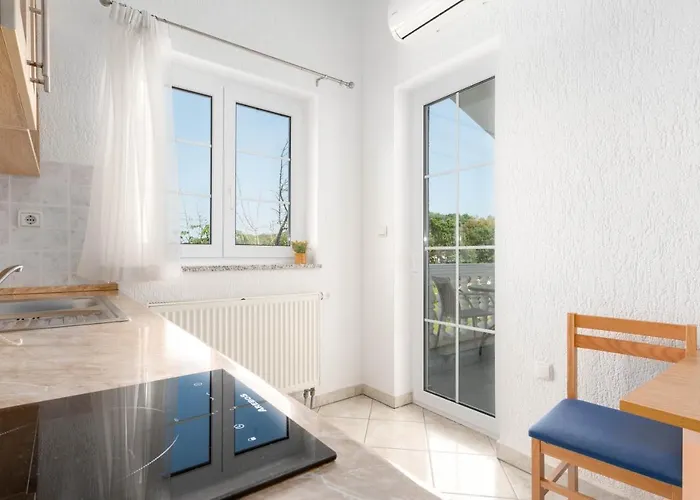 Appartement Lucija *