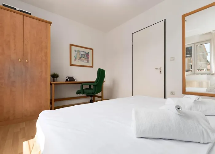 Lucija Pjescana Uvala