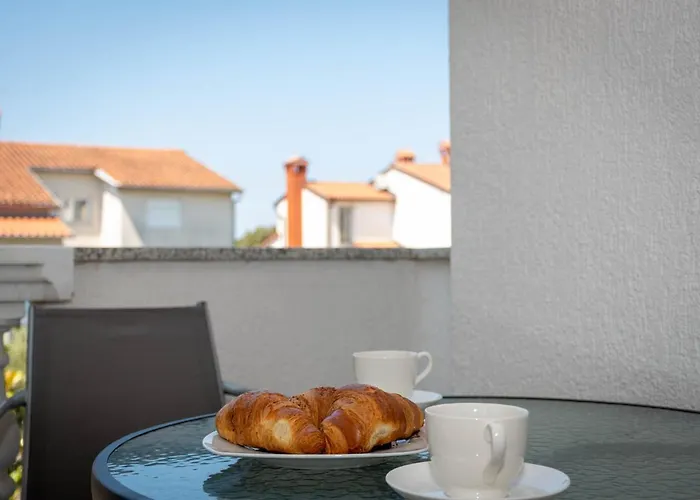 Lucija Pjescana Uvala